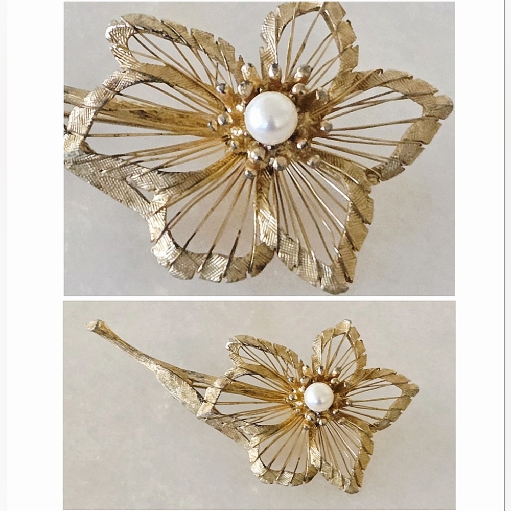 Vintage Brooks Signed Flower Brooch, Faux Pearl, Dogwood, Dainty